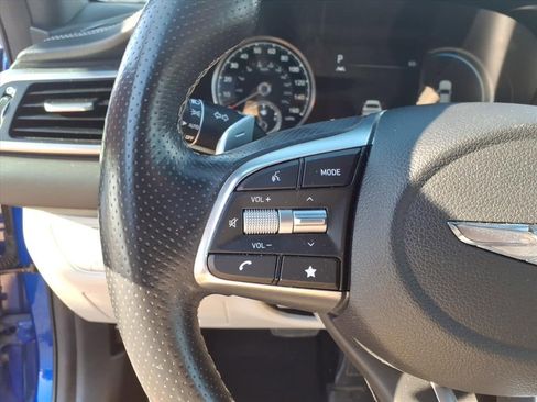 Used 2022 Genesis G70 2.0T image 17