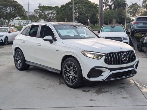 New 2026 Mercedes-Benz GLC 43 AMG 4MATIC image 6