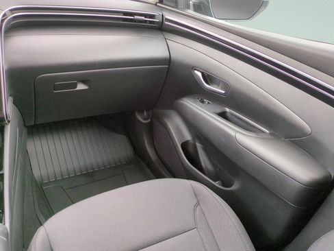 Certified 2023 Hyundai Tucson SE image 16