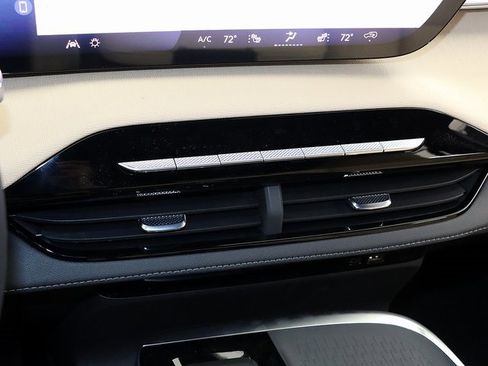 New 2026 Buick Enclave Preferred w/ Power Package image 22