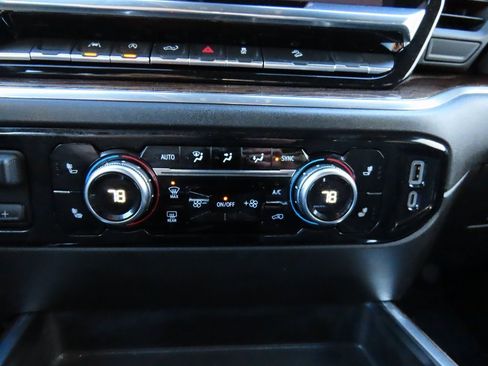 Used 2023 GMC Sierra 1500 Elevation w/ Preferred Package image 26