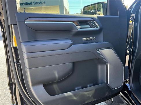 Used 2026 Chevrolet Silverado 1500 High Country w/ Midnight Edition image 19