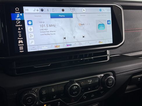 Used 2024 Jeep Wrangler Unlimited Rubicon 392 image 19