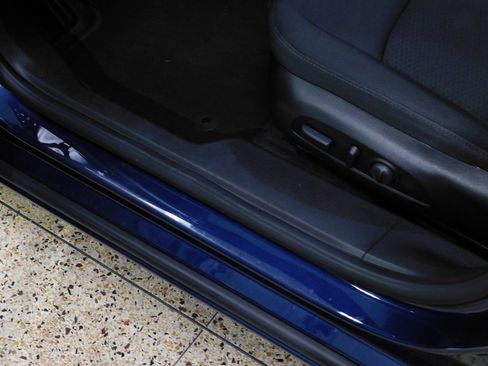 Used 2019 Chevrolet Malibu LT image 28