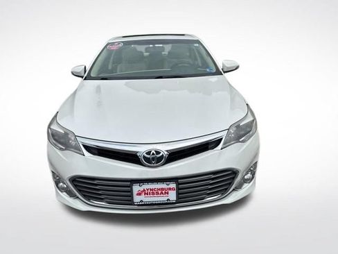 Used 2014 Toyota Avalon XLE Touring FWD image 2