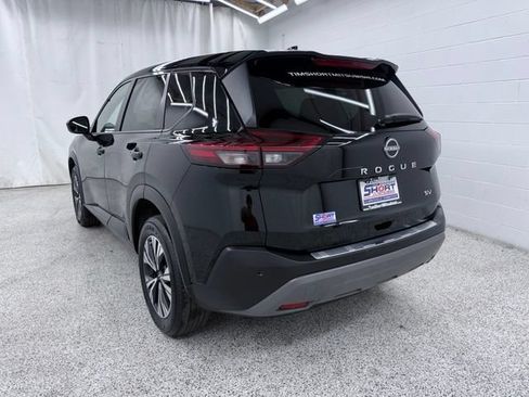 Used 2023 Nissan Rogue SV FWD image 4