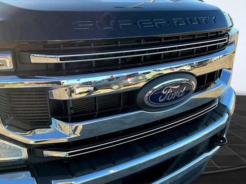 Used 2022 Ford F350 XL w/ STX Appearance Package image 27