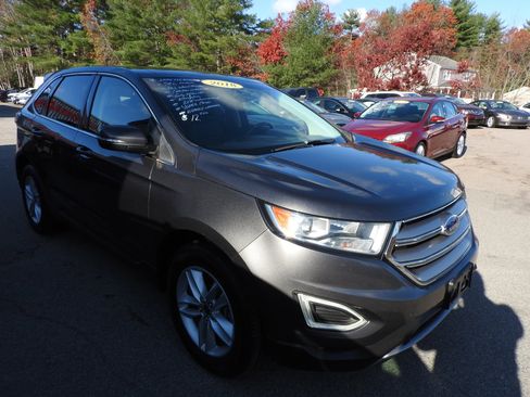 Used 2018 Ford Edge SEL w/ Equipment Group 201A image 3