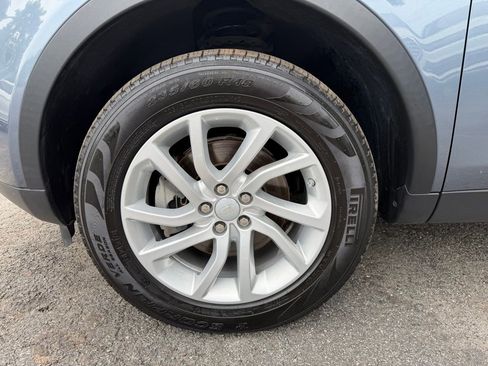 Used 2019 Land Rover Discovery Sport AWD/4WD image 8