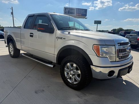 Used 2013 Ford F150 XLT w/ Luxury Equipment Group AWD/4WD image 9