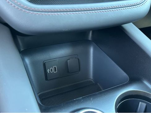 New 2026 Ford Explorer Active RWD image 29