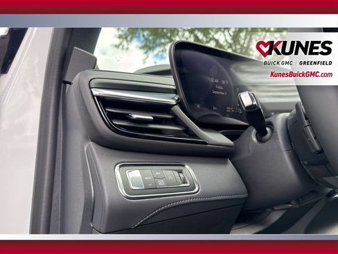 New 2026 Buick Enclave Sport Touring w/ LPO, Floor Liner Package AWD/4WD image 17