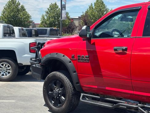 Used 2017 RAM 2500 Tradesman w/ Chrome Appearance Group AWD/4WD image 6