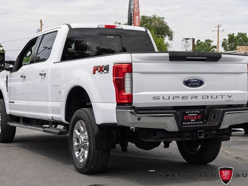 Used 2018 Ford F250 Lariat w/ Lariat Ultimate Package AWD/4WD image 18