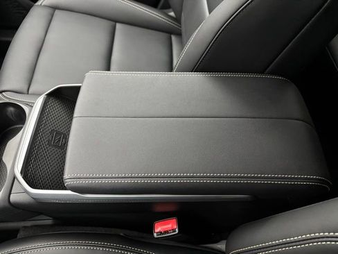 New 2026 GMC Terrain Elevation FWD image 30