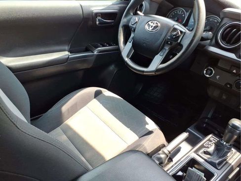 Used 2023 Toyota Tacoma TRD Off-Road RWD image 9