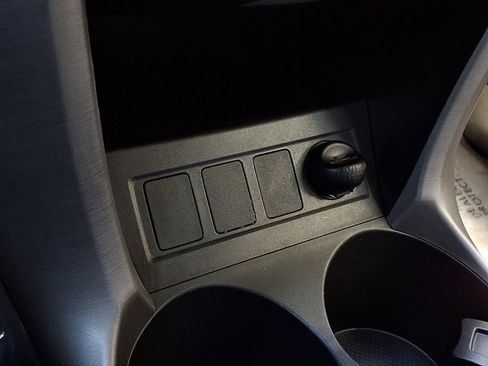 Used 2008 Toyota RAV4 2WD image 9