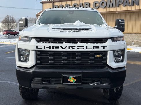 Used 2021 Chevrolet Silverado 2500 Custom image 3