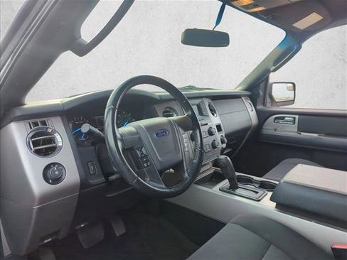 Used 2017 Ford Expedition EL XLT image 7