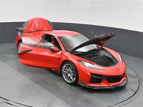 Used 2024 Chevrolet Corvette Z06 w/ Z07 Performance Package image 51