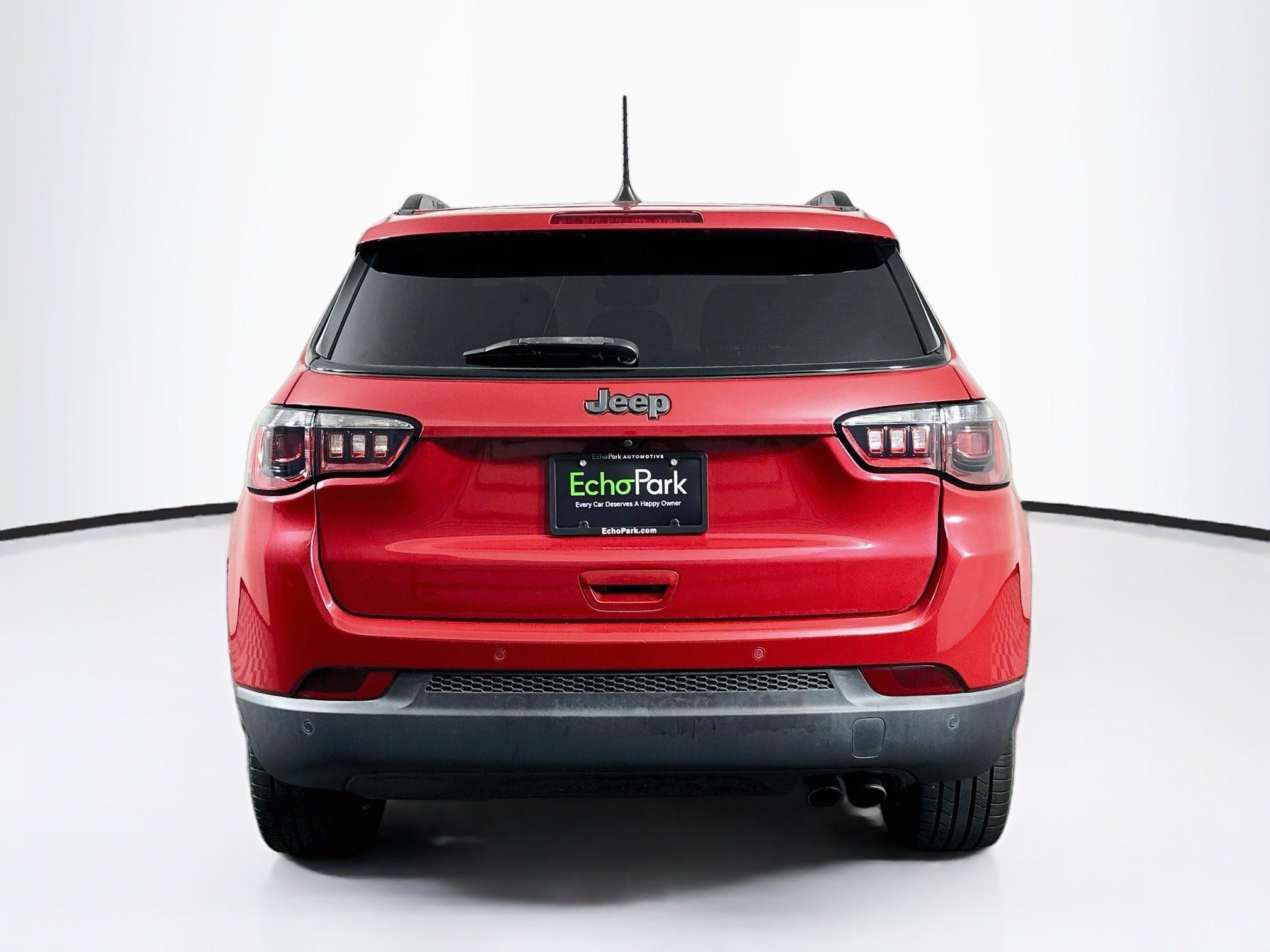 Used 2021 Jeep Compass Latitude w/ Sun and Sound Group FWD image 7