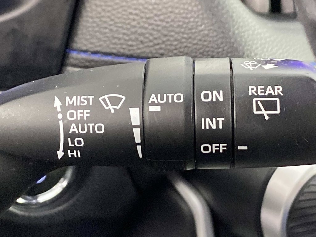 Used 2024 Toyota RAV4 SE w/ Convenience Package AWD/4WD image 19