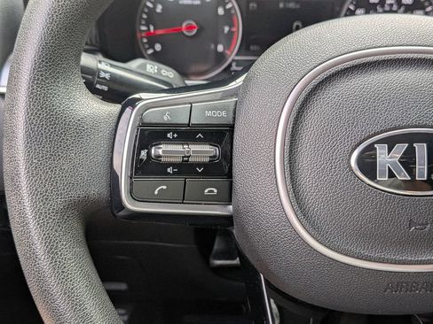 Used 2021 Kia Sorento LX FWD image 22