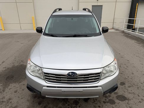 Used 2010 Subaru Forester 2.5X AWD/4WD image 4