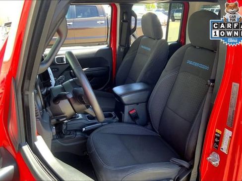 Used 2024 Jeep Wrangler Unlimited Rubicon 4xe AWD/4WD image 24