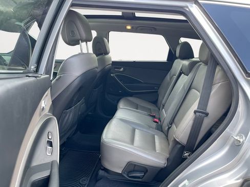 Used 2017 Hyundai Santa Fe AWD image 13