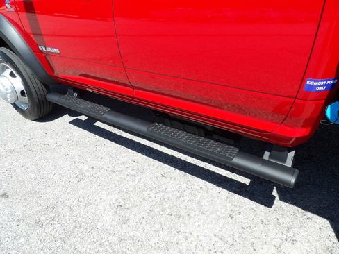 Used 2021 RAM 5500 Tradesman w/ Chrome Appearance Group image 45