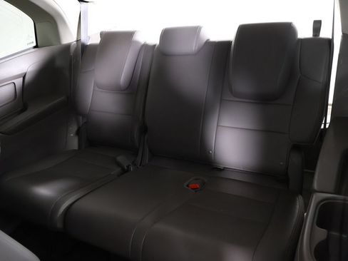 Used 2016 Honda Odyssey EX-L image 39