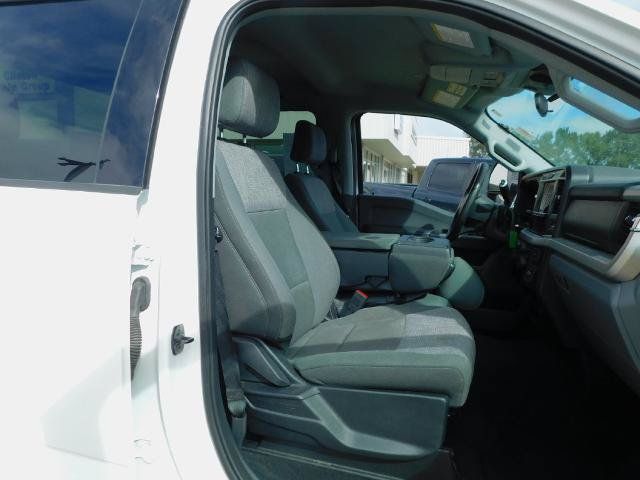 Certified 2025 Ford F250 XLT AWD/4WD image 5