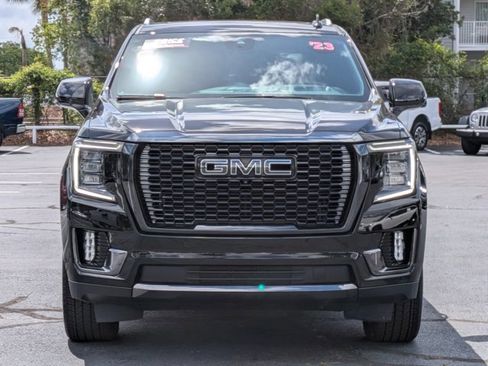 Used 2023 GMC Yukon Denali Ultimate AWD/4WD image 2