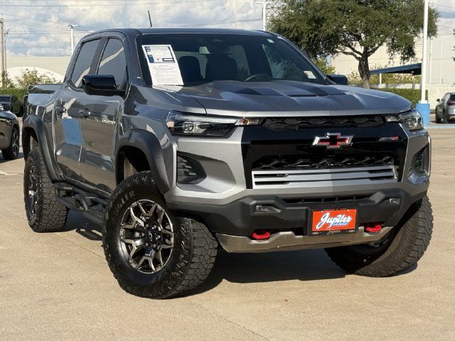 Certified 2025 Chevrolet Colorado ZR2 w/ Technology Package AWD/4WD image 3