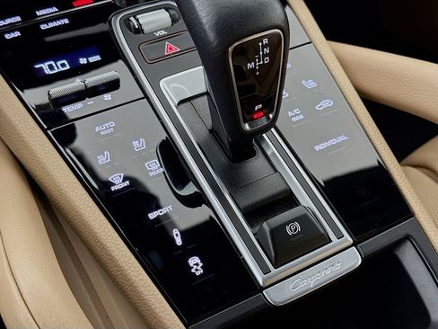 Certified 2023 Porsche Cayenne image 21