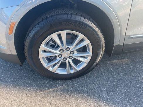 New 2025 Cadillac XT5 Luxury image 10