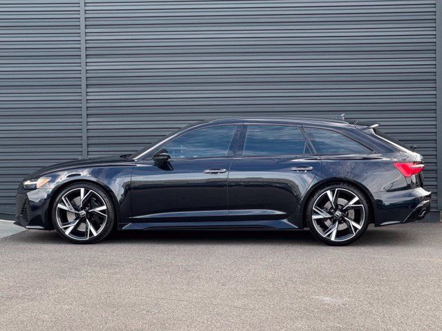 Used 2022 Audi RS 6 AWD/4WD image 2