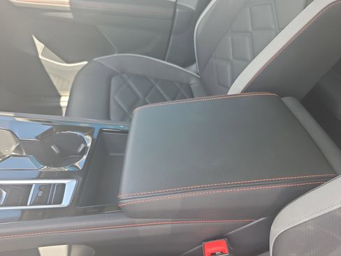 Used 2024 Volkswagen Atlas Peak Edition SEL image 15