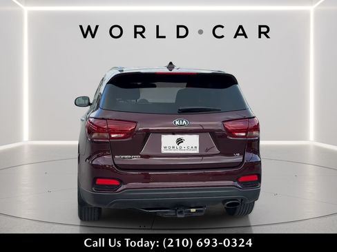 Used 2019 Kia Sorento FWD V6 w/ LX V6 Convenience Package image 6