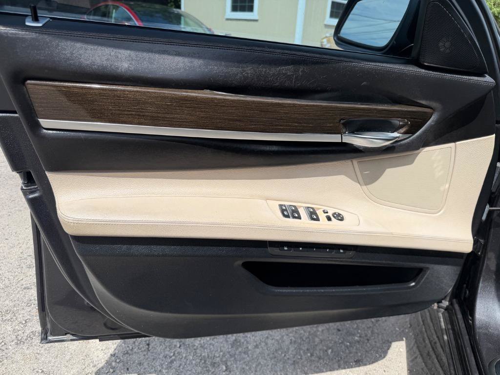 Used 2012 BMW 740Li RWD image 12