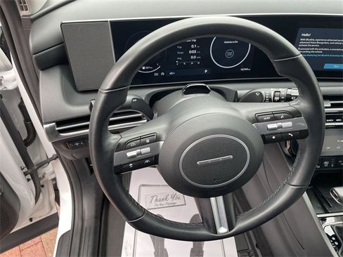 Used 2025 Hyundai Tucson SEL image 11