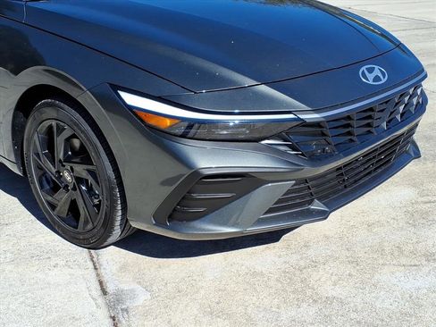 New 2026 Hyundai Elantra Sport image 9