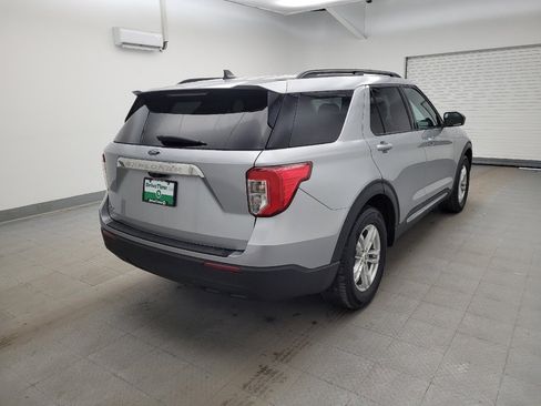 Used 2022 Ford Explorer XLT RWD image 9