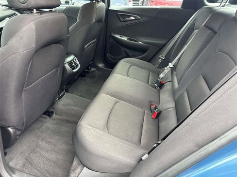 Used 2024 Chevrolet Malibu LT image 11