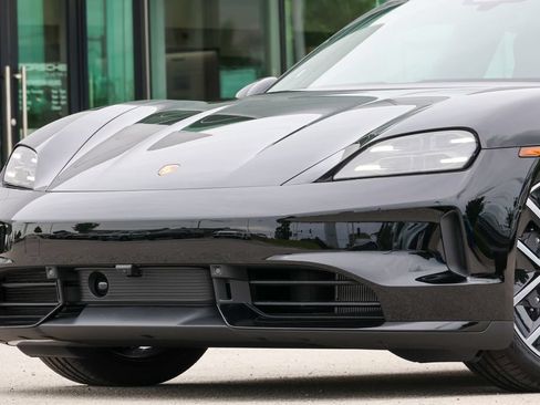 New 2026 Porsche Taycan AWD/4WD image 27