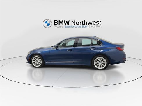 Used 2023 BMW 330i xDrive Sedan w/ Driving Assistance Package AWD/4WD image 11