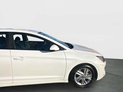 Used 2020 Hyundai Elantra SEL w/ Cargo Package (C1) image 4
