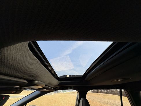 New 2026 Subaru Outback Limited image 25