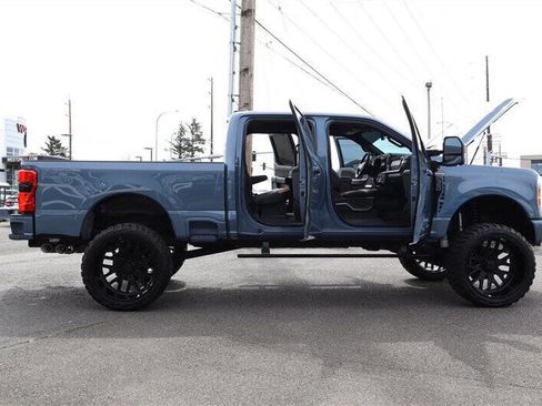 Used 2023 Ford F350 Platinum image 41